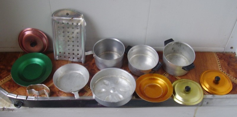 Игрушечная посуда для детей производства советского периода