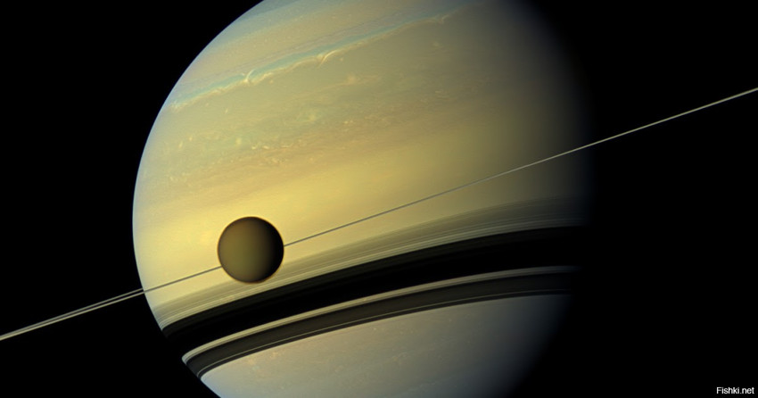 Похоже на спутнике Сатурна Титане обнаружена жизнь