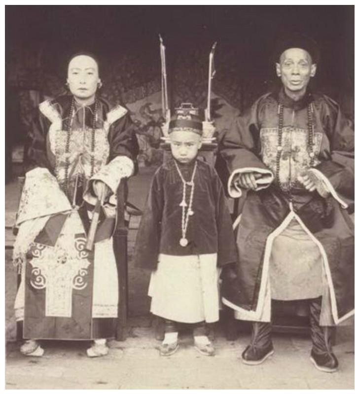 Семейный портрет Маньчжу