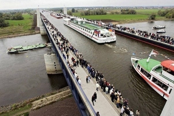 Германия. Река над рекой: Магдебургский водный мост