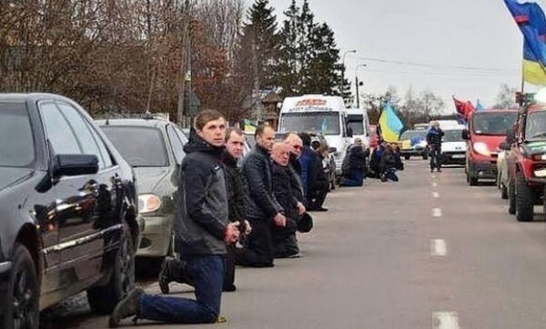 Украина на коленях