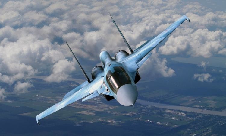 Российский Су-27 отогнал истребитель НАТО от самолета Шойгу