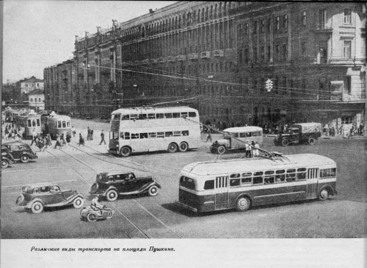 22 июня 1938 года- изготовлен первый отечественный 2-этажный троллейбус ЯТБ-3