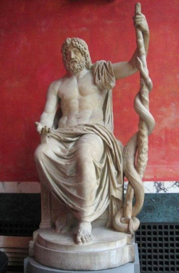 Статуя Асклепия 