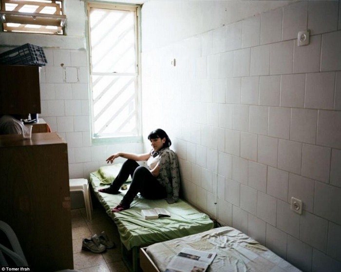 Непростая жизнь в женской тюрьме Израиля