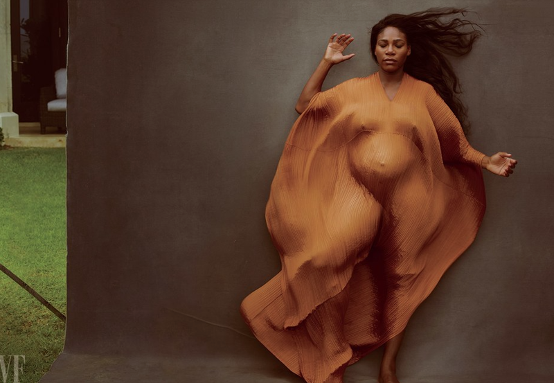 Показать все, что скрыто: Беременная Серена Уильямс снялась голой для обложки Vanity Fair