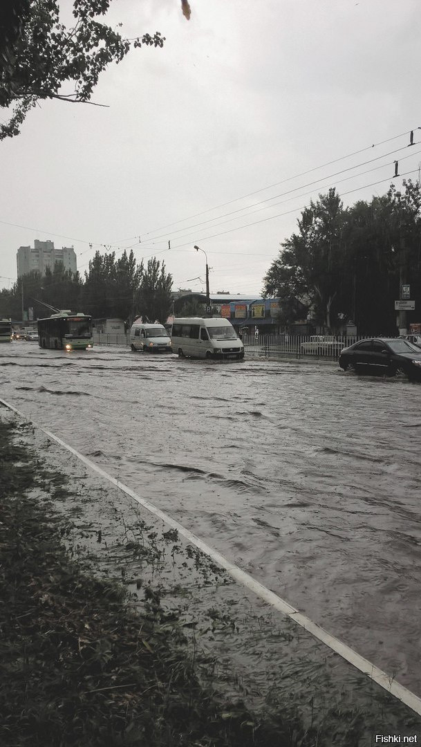 Водный транспорт в Луганске
