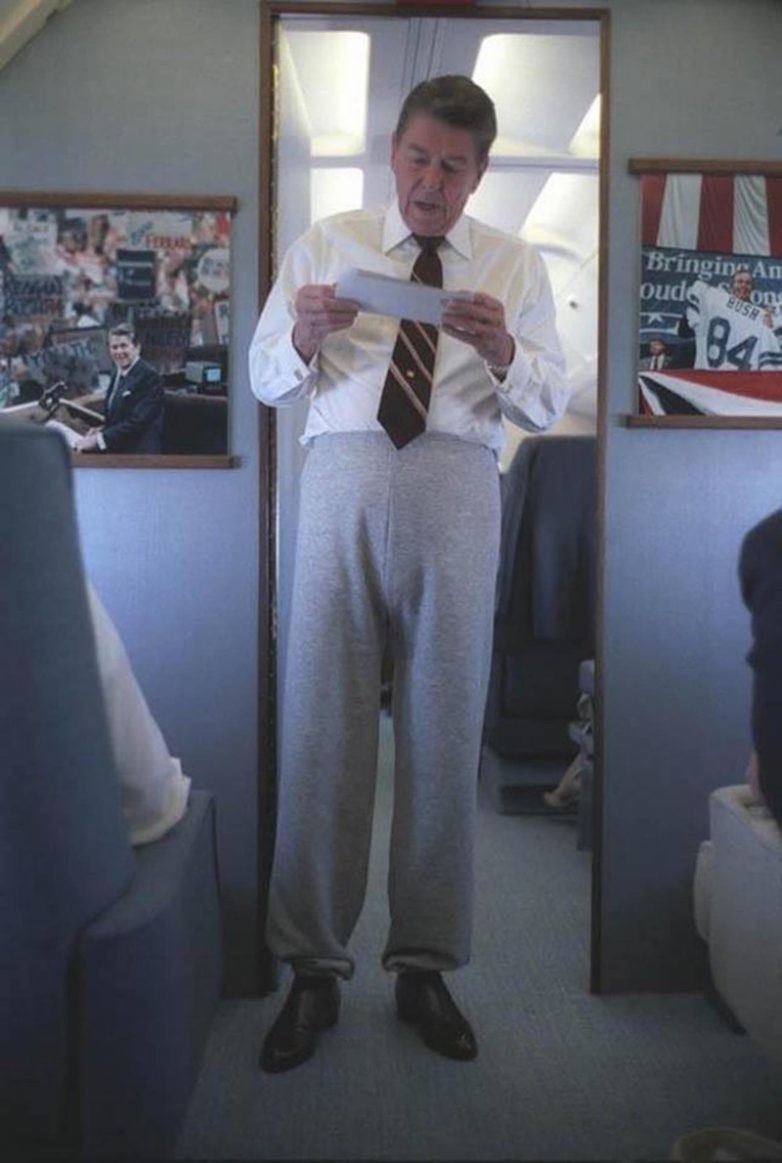 Рейган на борту Air Force One, 1985