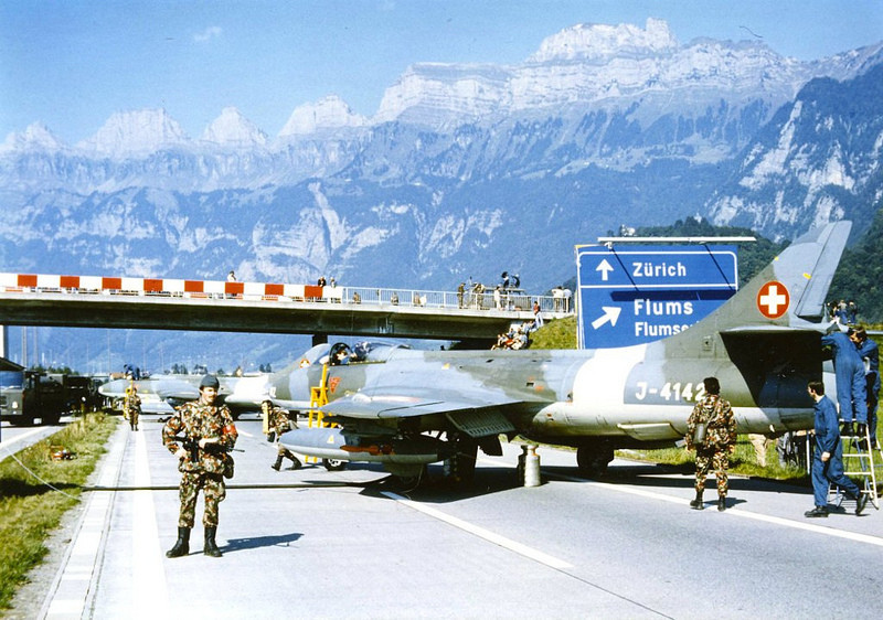 Военная тренировка, 1977 год, Швейцария