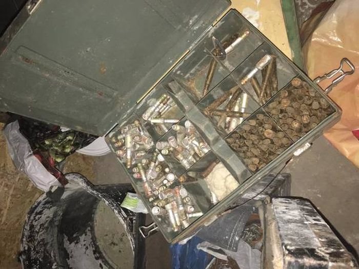 В подвале детского сада под Калининградом нашли склад боеприпасов