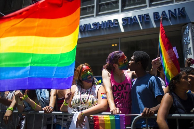 #HeterosexualPrideDay: пользователи Твиттера запустили циничную кампанию в ответ на гей-прайды
