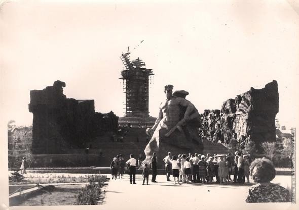 Мамаев курган. Строительство статуи Родина-Мать зовет, 1959 - 1967.