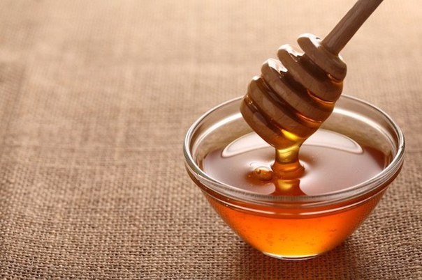 Мёд — единственный «вечно живой» продукт. Он не испортится даже через 3000 лет хранения.