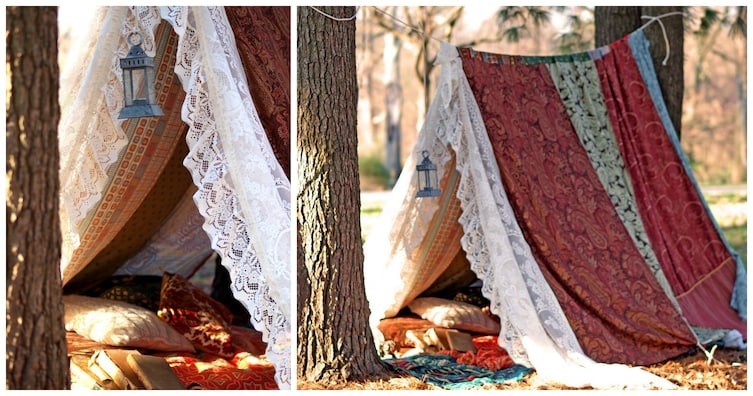 1. Очень простой вариант уличной палатки - натянутая бельевая веревка и драпировка из простыней и занавесок