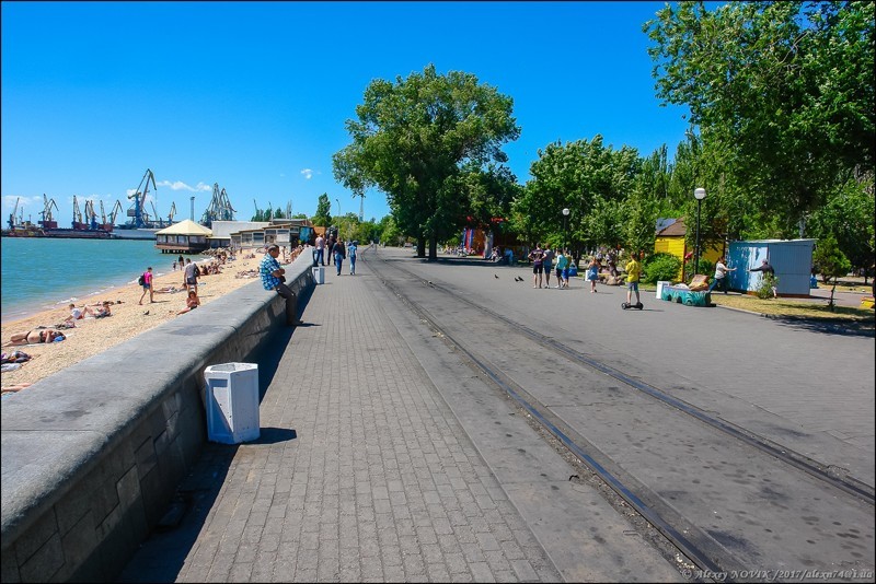 Фотопрогулки... Бердянск в первые дни лета