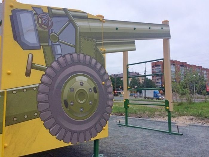 Патриотическая детская площадка в Петрозаводске