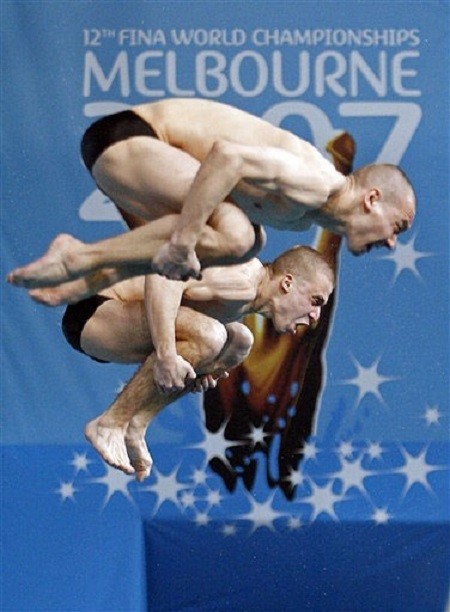 Очень смешные фото прыгунов в воду