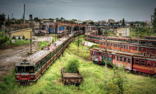 Заброшенное железнодорожное депо, Польша