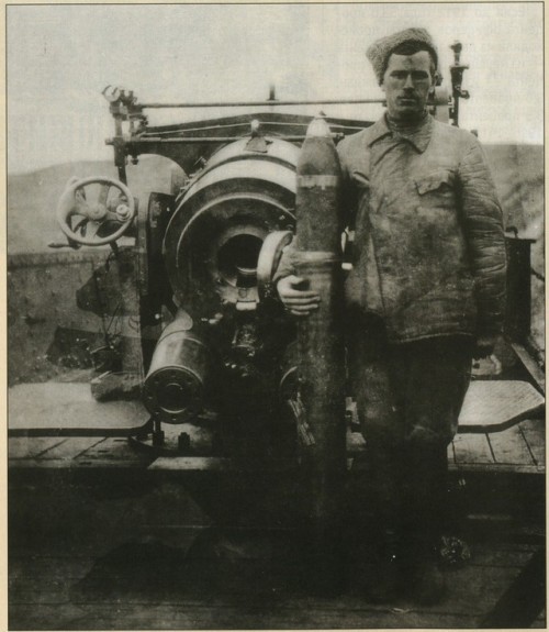Артиллерист белогвардейского бронепоезда. 1919 год.