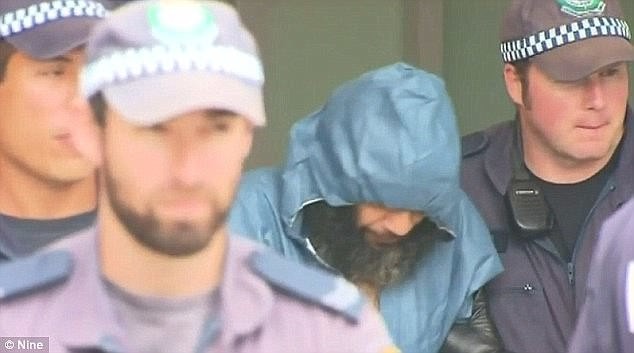 Серийный убийца из Австралии 7 лет тайно жил в зоопарке, воруя фрукты у животных
