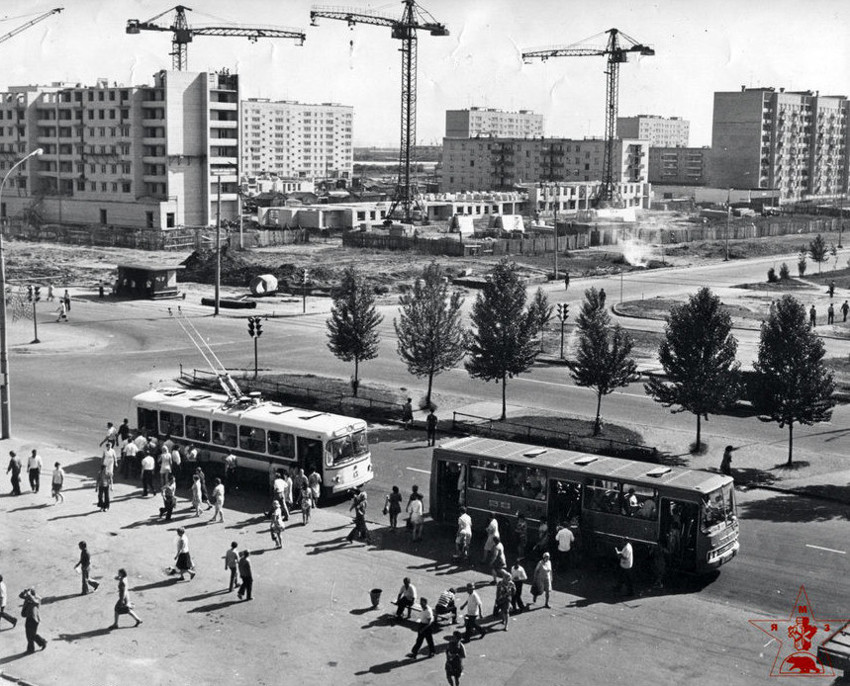 Строительство новых домов по Ленинградскому проспекту, 1976 г.