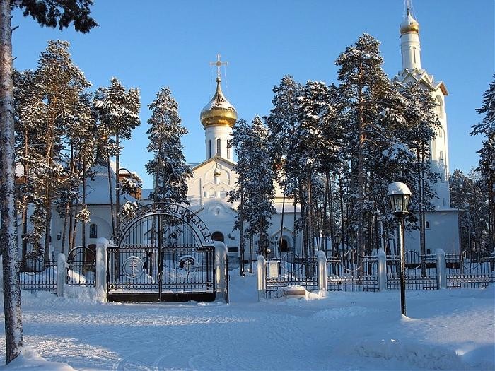 Когалым - 60-тысячный город в тайге (только фотографии города без комментариев)