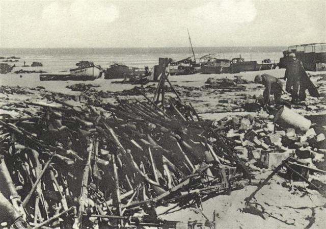Французский город Дюнкерк после эвакуации 1940 года