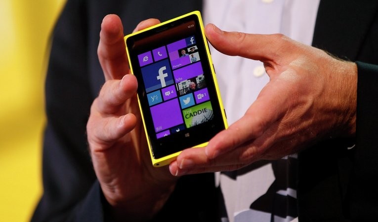 Медленная смерть Windows Phone: как Microsoft проиграла битву за смартфоны