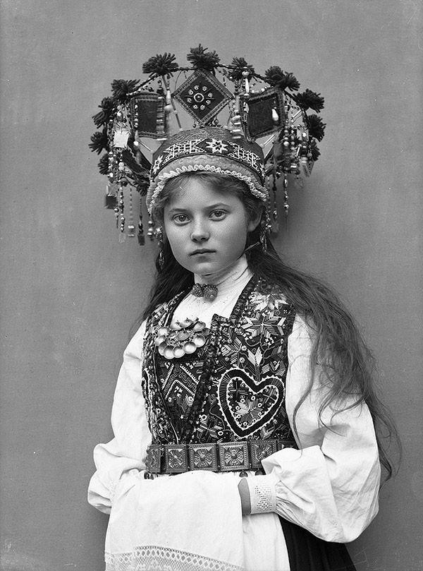 Сказочные наряды норвежских невест 1870-1920-х годов