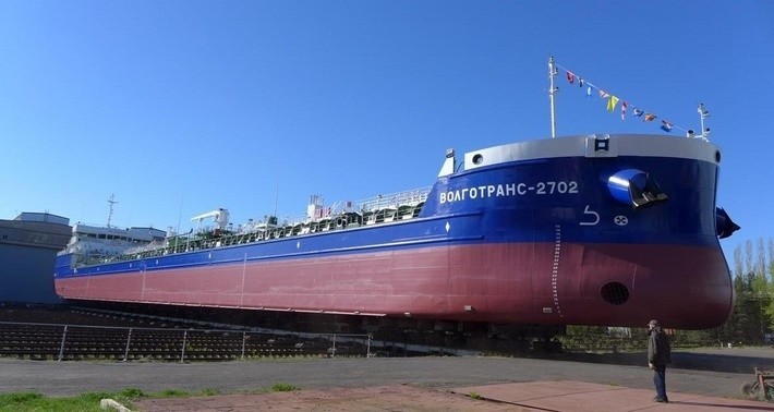 Завод «Красное Сормово» сдал заказчику танкер «Волготранс-2702»