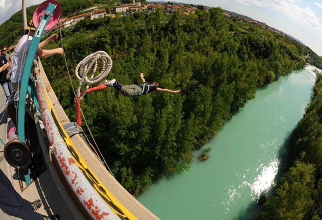 Мост Солкан, Словения. Высота платформы: 55 метров