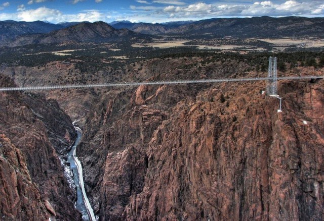 Мост Royal Gorge, США. Высота платформы: 321 метр