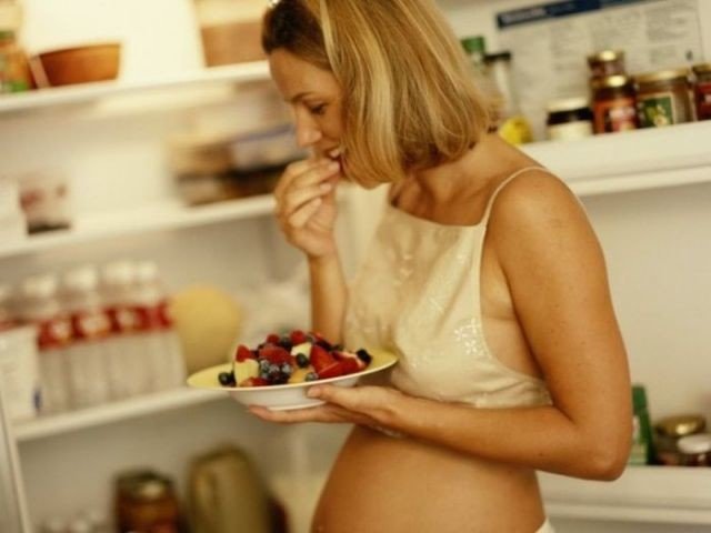 30% женщин испытывают страсть к несъедобным вещам во время беременности. 