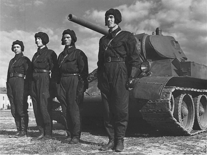Экипаж танка Т-34-76, 1941 год.