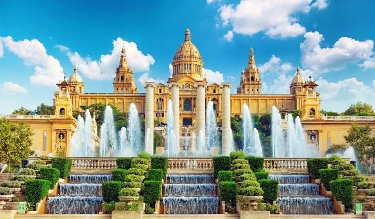 Волшебный фонтан, Барселона, Испания.