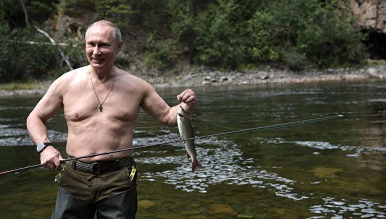 ОТВЕТ АМЕРИКИ НА ПУТИНСКУЮ ИГРУ МУСКУЛАМИ