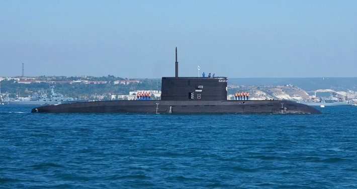 Подводная лодка «Краснодар» пришла в Севастополь
