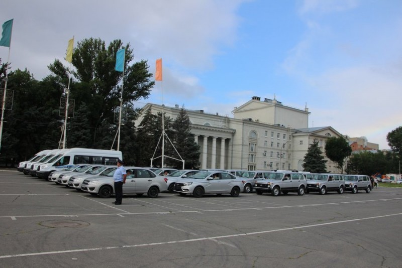 Саратовские полицейские получили 25 новых автомобилей