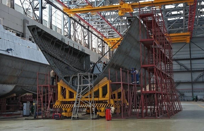 Судостроительный завод «Море» подписал договор о строительстве десяти рыболовных траулеров