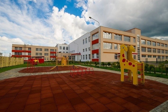 В екатеринбургском районе «Мичуринский» построен образовательный комплекс