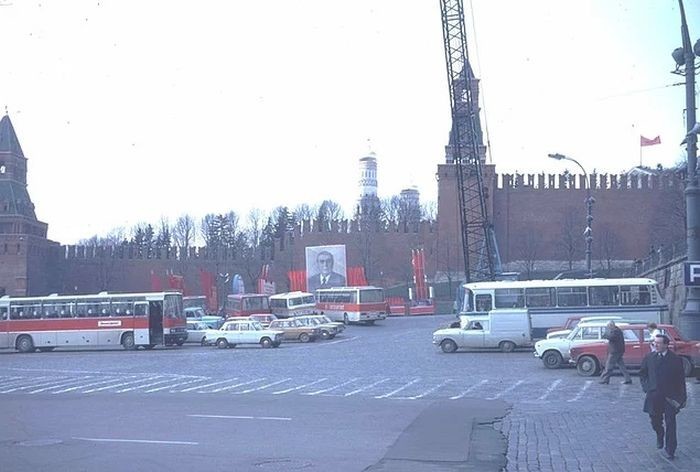 Москва в преддверии 1 мая 1982 года