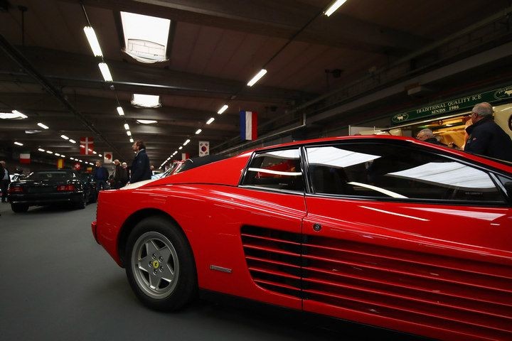 Десятка потрясающих автомобилей Ferrari
