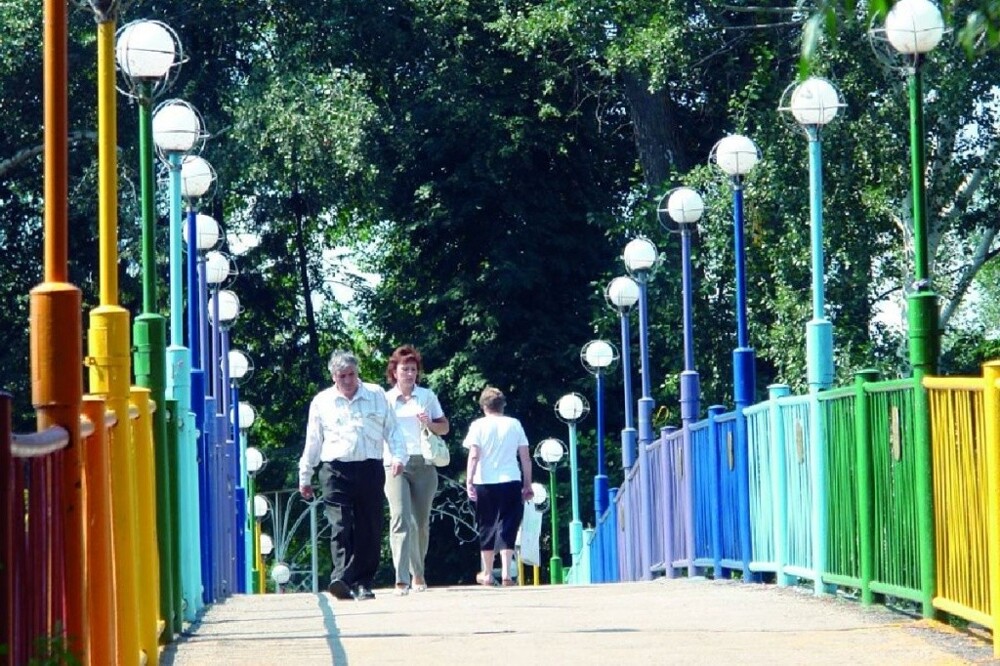 Погода в городе димитровград. Димитровград парк. Димитровград парки. Аттракционы города Димитровграда. Население Димитровграда Ульяновской.