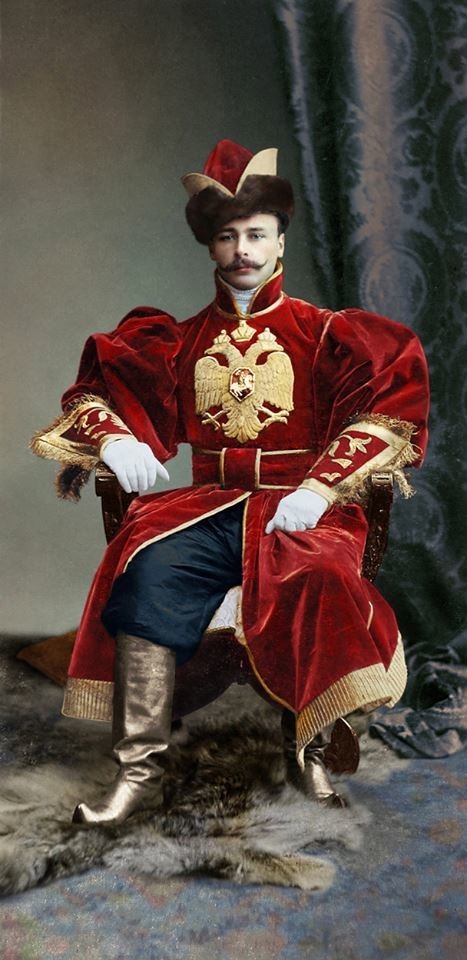 Корнет лейб-гвардии Конного полка А.А.Колюбакин в наряде сокольничего времен царя Алексея Михайловича.