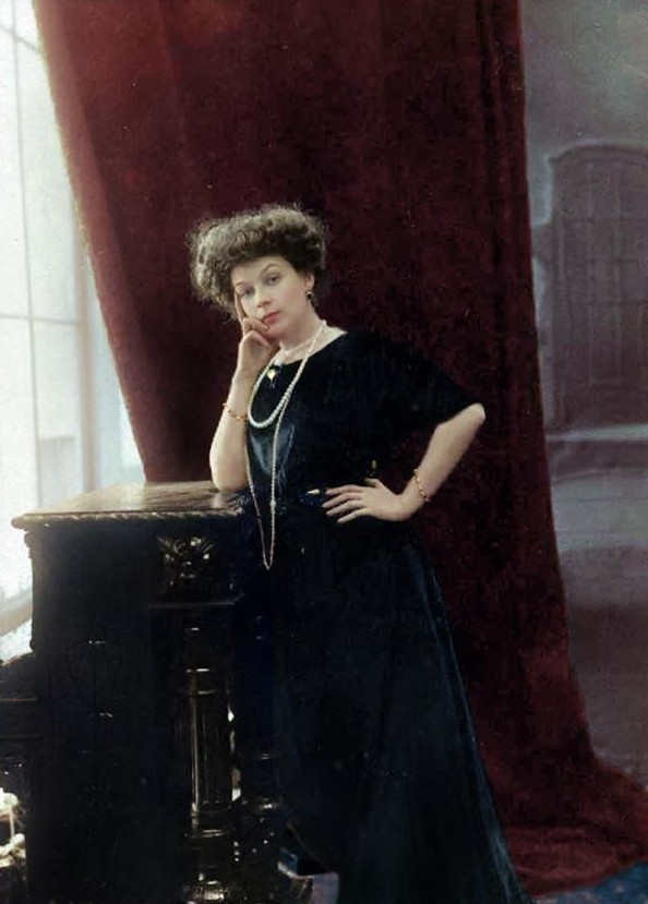  ВЯЛЬЦЕВА Анастасия Дмитриевна (1871-1913).Русская певица (меццо-сопрано) и артистка оперетты.