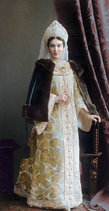 Елена Николаевна Безакъ, рожд. Шипова (Боярыня XVII вѣка), Костюмированный бал 1903 года.