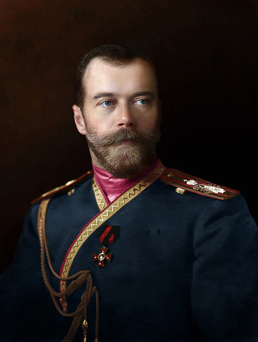 Николай II в мундире лейб-гвардии 4-го стрелкового полка императорской фамилии, 1912