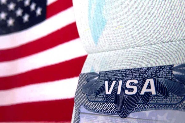 США отменили рабочие визы для россиян