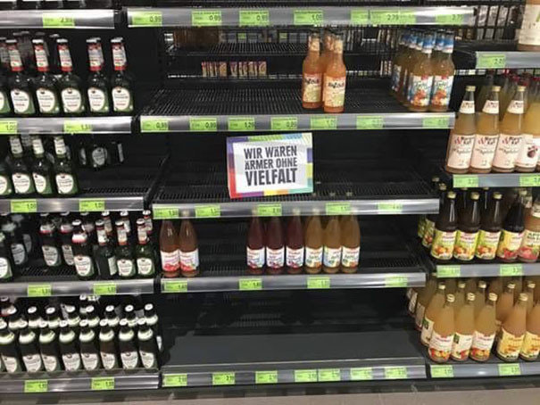 Супермаркет убрал с полок всю иностранную еду, чтобы высказать свое мнение относительно расизма