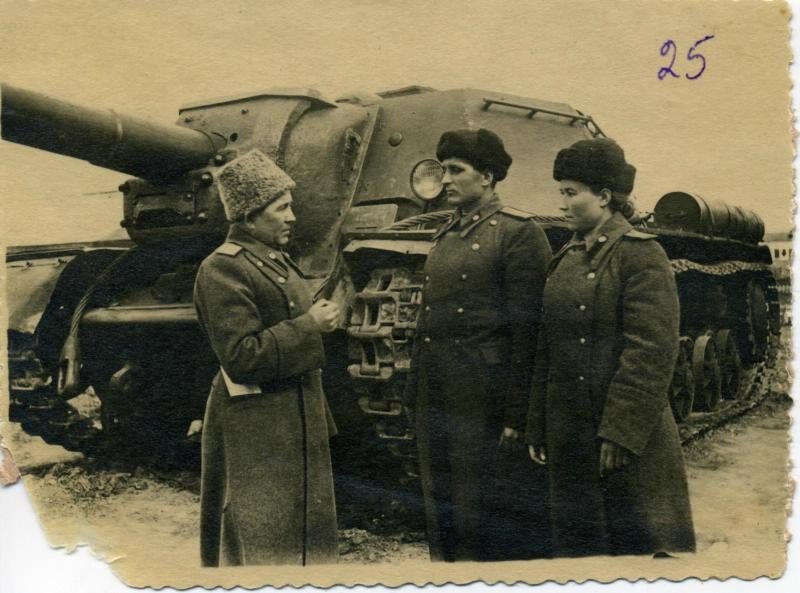 Генерал Казаков А.И. и супруги Бойко. 